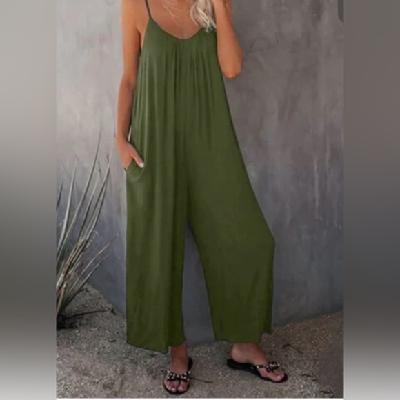 meu mili Pants - Women's Olive Green Wide-Leg Jumpsuit